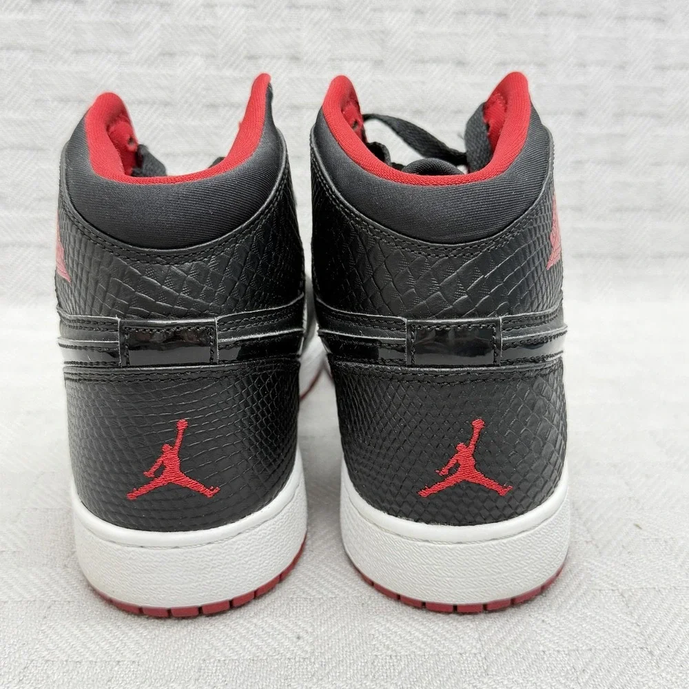 Jordan 1 Retro High Bred Snake (GS) Kids‎ Size 5.5y Black 705300-021